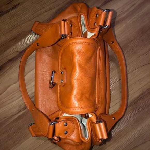 Michael Kors Leather Hobo Bag EUC - Picture 4 of 16